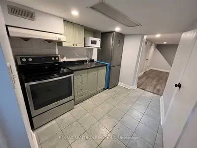 372 Rhodes Avenue, Toronto, On M4l 3a5