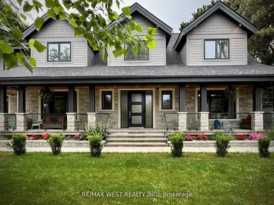 Detached in Toronto