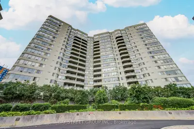 160 Alton Towers Circle 1607, Toronto, On M1v 4x8