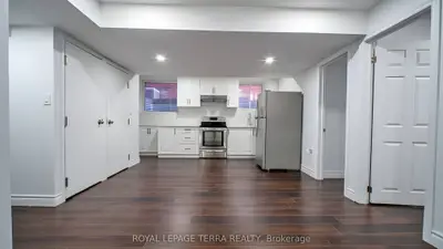 25 Ouellette Drive Basement, Whitby, On L1p 0e3