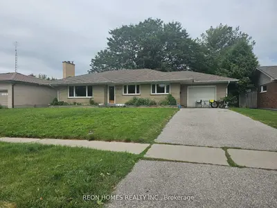 317 Farewell Street, Oshawa, On L1h 6l8