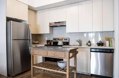 1525 Kingston Road 411, Pickering, On L1v 0e9