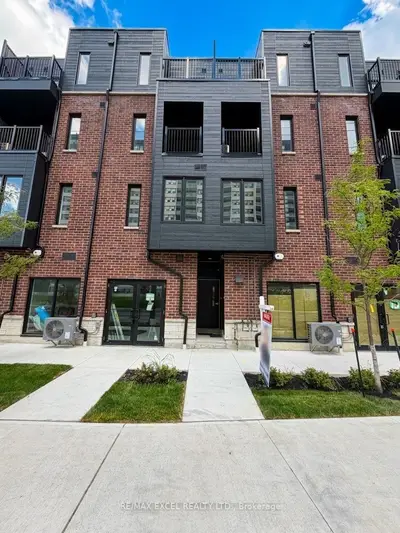 3069 Pharmacy Avenue 5, Toronto, On M1w 2h1
