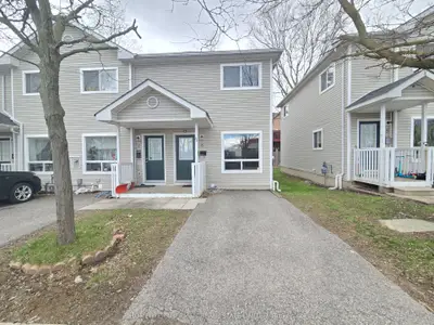 Condo Townhouse in Toronto