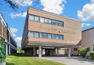 292 King Street W 203, Oshawa, On L4r 3m6