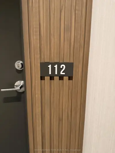 Condo Apartment in Oshawa