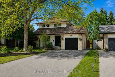 304 Annes Street, Whitby, On L1n 5v6