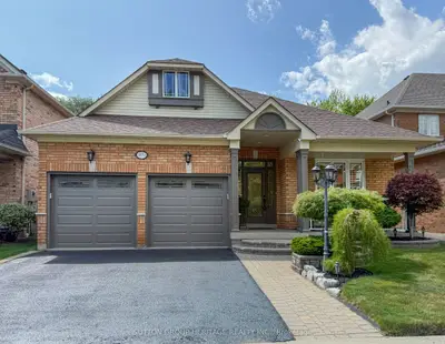 1870 Falconwood Way, Pickering, On L1v 7c3