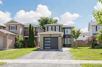 136 Reed Drive, Ajax, On L1s 6v2