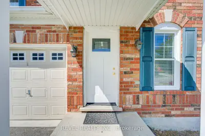 112 Rouge River Drive, Toronto, On M1b 6g1