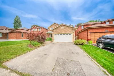 1019 Rouge Valley Drive, Pickering, On L1v 4n8