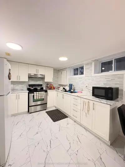 7 Marlena Drive Bsmt, Toronto, On M1e 2y9