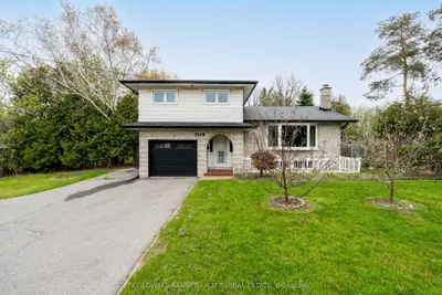 1549 Simcoe Street N, Oshawa, On L1g 4x8