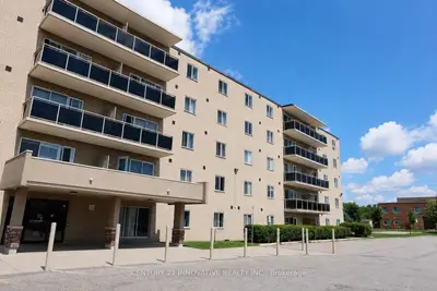 936 Glen Street 101, Oshawa, On L1j 5z7