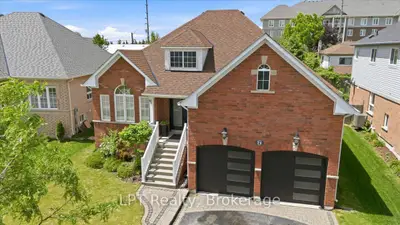 71 Laprade Square, Clarington, On L1c 0c9