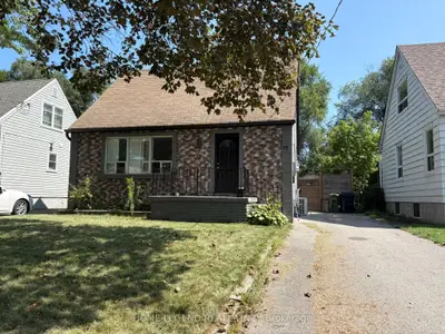75 Gradwell Drive, Toronto, On M1m 2n3