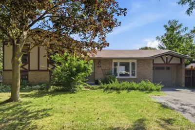 7 Dawson Street, Whitby, On L1n 6b3