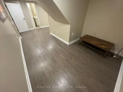 546 Laurier Crescent Basement, Pickering, On L1v 4p9