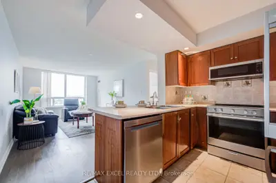 125 Omni Drive W 739, Toronto, On M1p 5a9