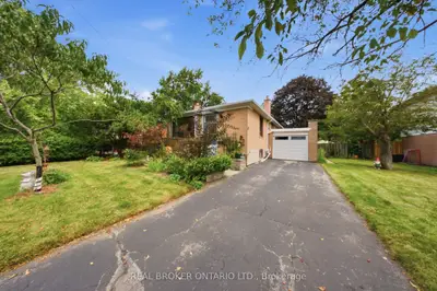 88 Cavehill Crescent, Toronto, On M1r 4p9