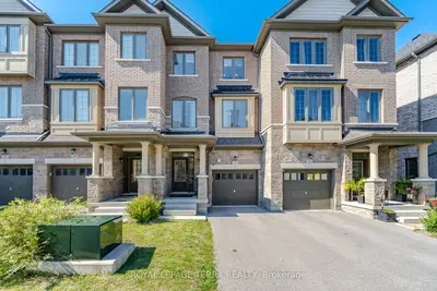 38 Hallmark Way, Whitby, On L1p 0k2