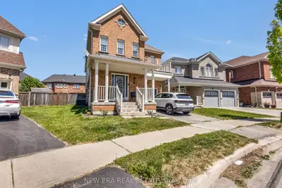 11 Warnford Circle, Ajax, On L1t 0j6