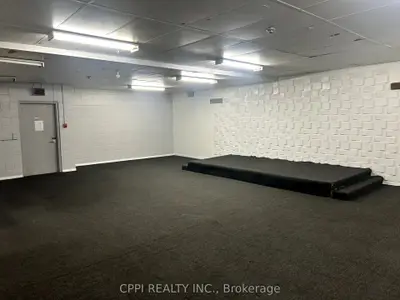 650 King Street E South Bsmnt, Oshawa, On L1h 1g5