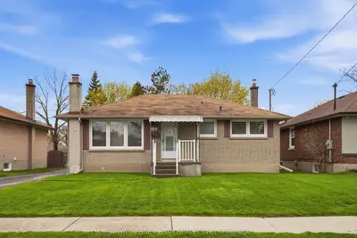 264 Baldwin Street, Oshawa, On L1h 6h4