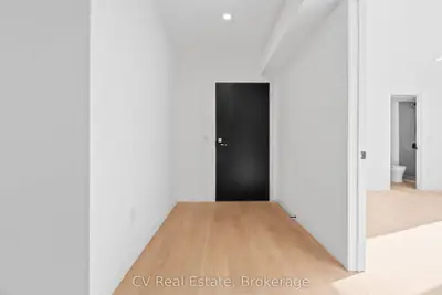 61 Orchard Park Drive 402, Toronto, On M1e 0c8