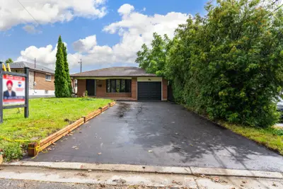 969 Applegrove Avenue, Oshawa, On L1h 1s5
