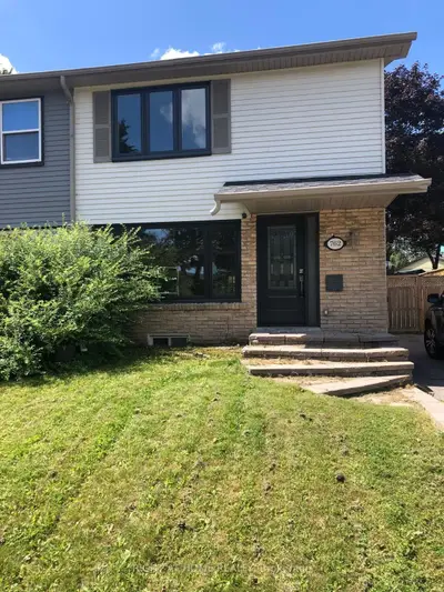 762 Hillcroft Street, Oshawa, On L1g 7h6