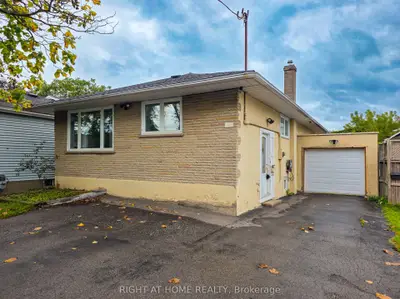 708 Carnegie Avenue Lower, Oshawa, On L1g 4r6