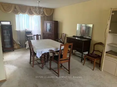 18 Kentish Crescent, Toronto, On M1s 2z4