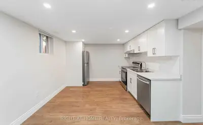 459 Nipigon Street, Oshawa, On L1j 3a4
