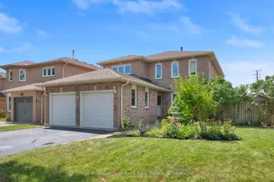 2 Murkar Crescent, Whitby, On L1n 8y4