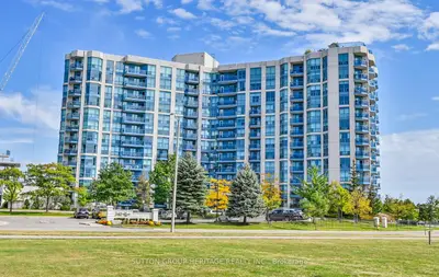 340 Watson Street W 902, Whitby, On L1n 9g1