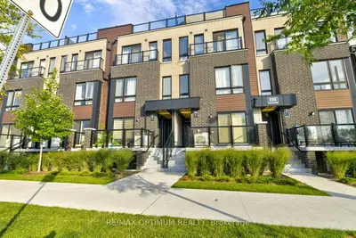 235 Mclevin Avenue 4, Toronto, On M1b 0e8