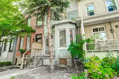 166 Munro Street, Toronto, On M4m 2b9