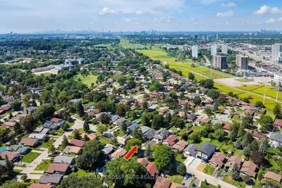 104 Haileybury Drive, Toronto, On M1k 4x5