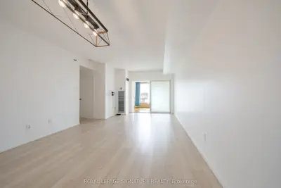 5800 Sheppard Avenue E 316, Toronto, On M1b 5j7