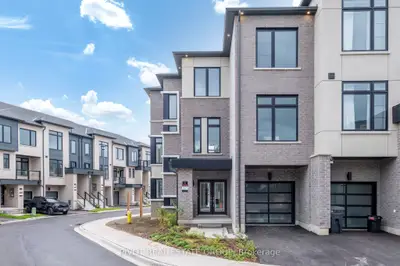 25 Observatory Way, Whitby, On L1m 0m7