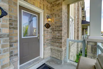 46 Lovegrove Lane 13, Ajax, On L1s 0e7