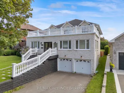 109 Elizabeth Street, Oshawa, On L1j 8h3