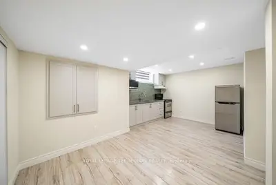 1 Devineridge Avenue, Ajax, On L1z 0t3