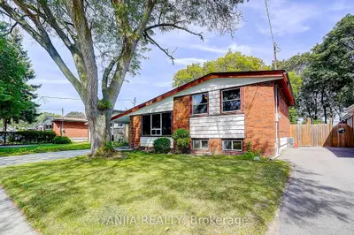 115 Portsdown Road, Toronto, On M1p 1v4