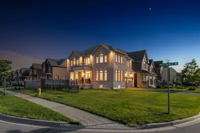 1 Cale Avenue, Clarington, On L1e 0h5