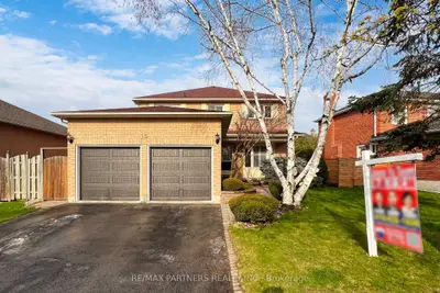 15 Ribblesdale Drive, Whitby, On L1n 6z3