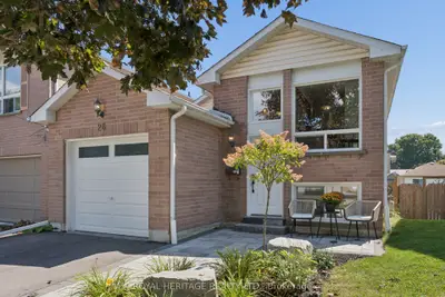 28 Glanville Crescent, Clarington, On L1c 4l6