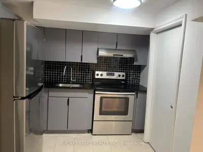 1411 Anton Square Bsmnt, Pickering, On L1v 5t1