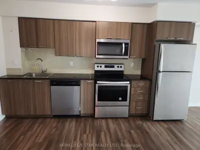 2150 Lawrence Avenue E 312, Toronto, On M1r 3a7